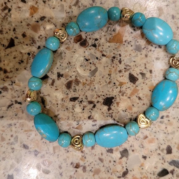 Hand Crafted Turquoise Bracelet - Picture 4 of 6